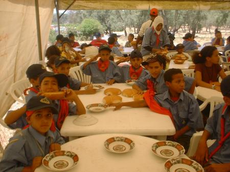 voila des petites scouts !